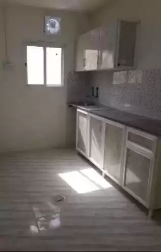 Residential Ready Property 2 Bedrooms S/F Apartment  for rent in Al Sadd , Doha #12368 - 1  image 